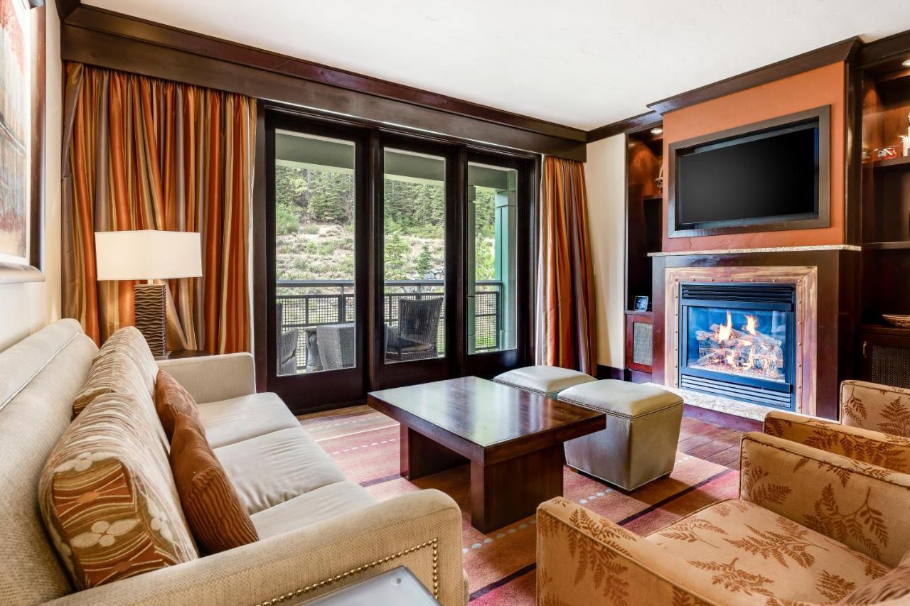 Constellation Residences #4204 At The Ritz Carlton Тръки Екстериор снимка